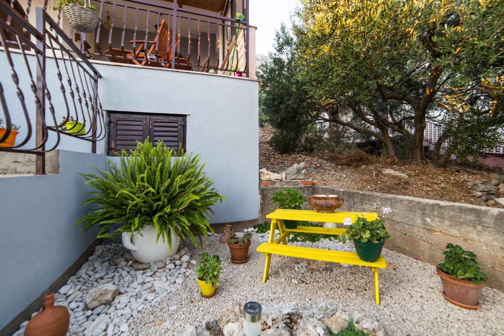 Apartment Mande Brist Exterior photo